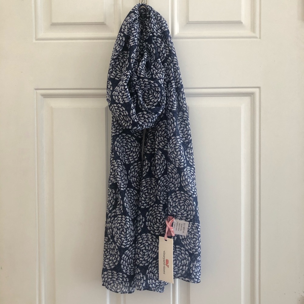 NWT Vineyard Vines Scarf